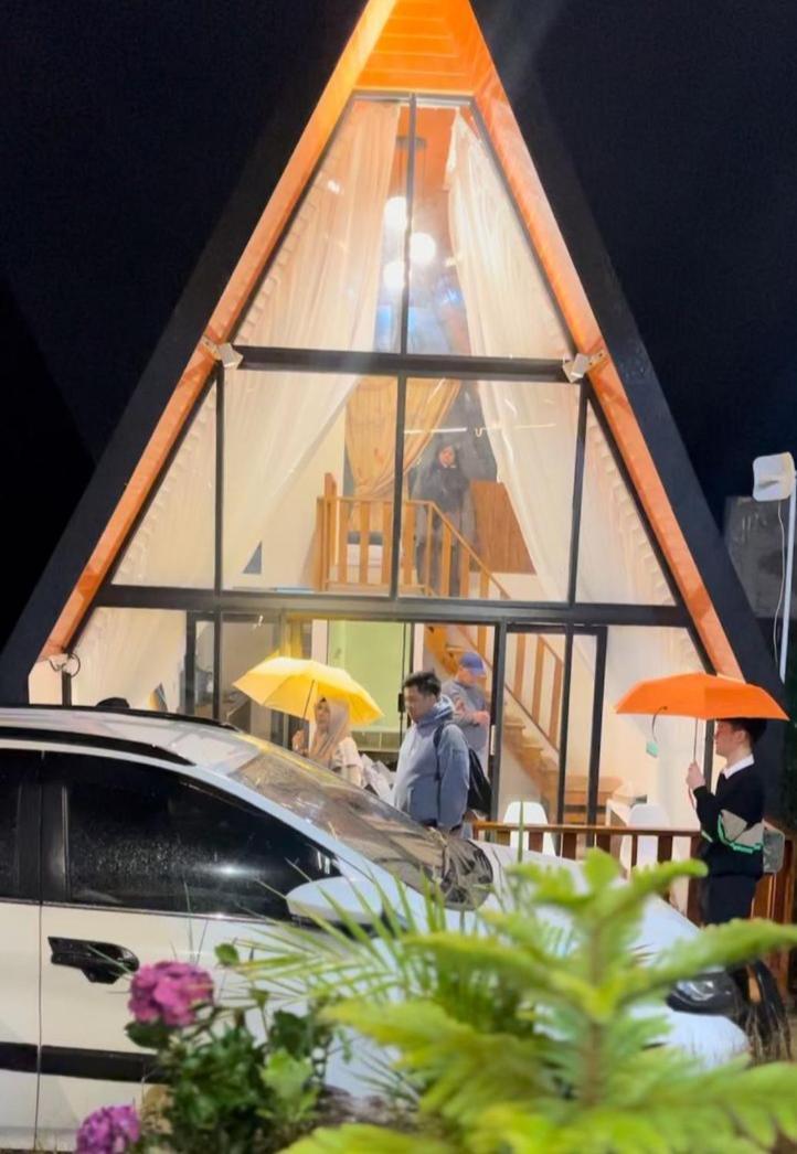 Agriya Lubis Cabin Diyeng Esterno foto