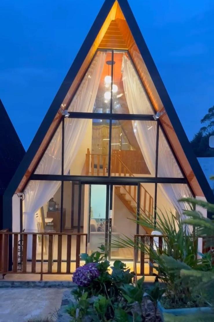 Agriya Lubis Cabin Diyeng Esterno foto