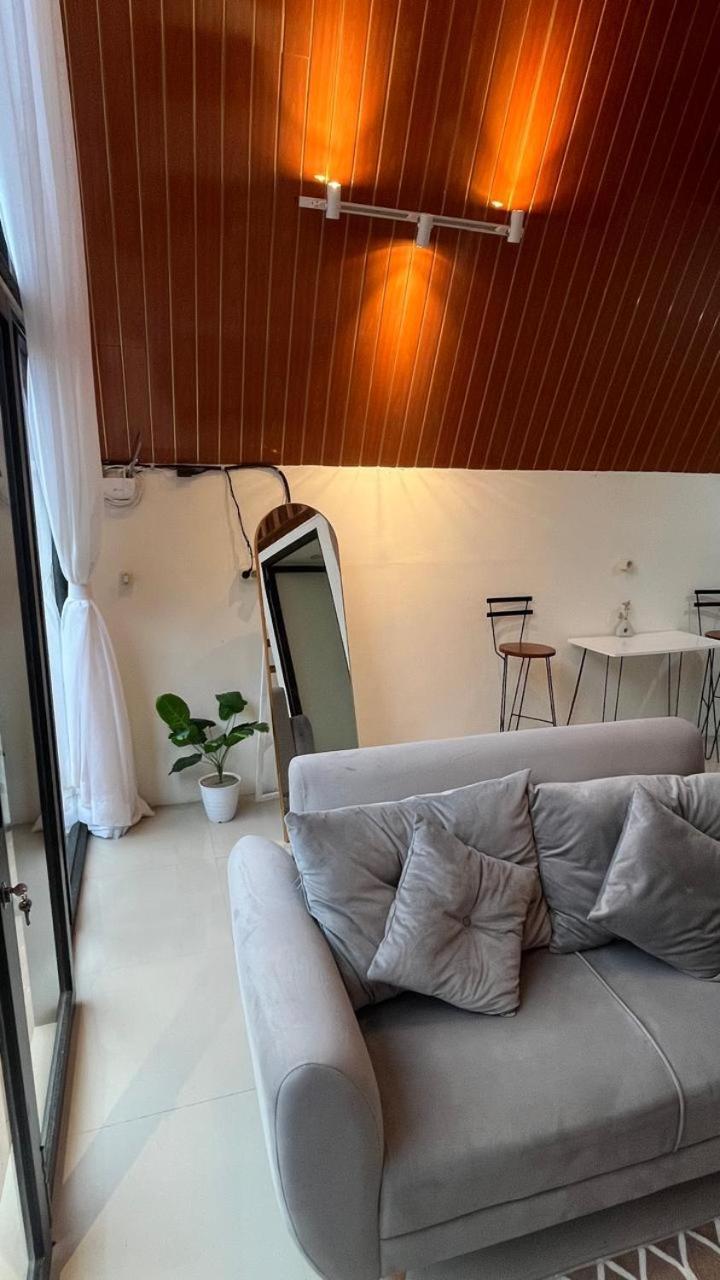 Agriya Lubis Cabin Diyeng Esterno foto